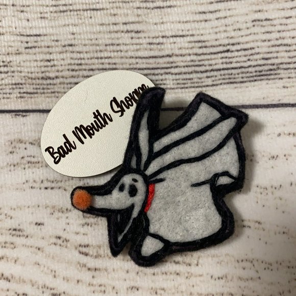 *Craftsylvania Nightmare Before Christmas Felties Handmade Disney Brooch Zero - Picture 1 of 3